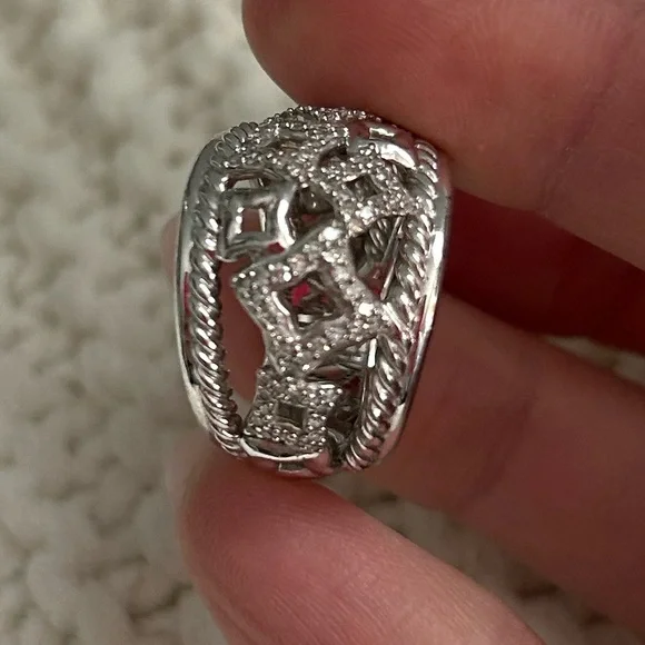 David Yurman Intricate Silver Ring - Picture 8 of 11